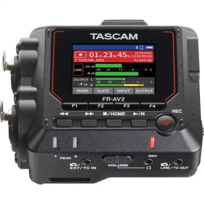 Registratore di campo con elaborazione a 32 bit e generatore di timecode