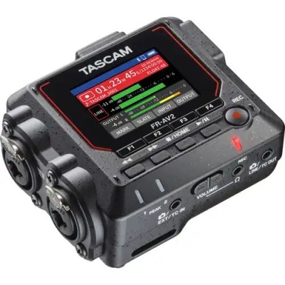 Registratore di campo con elaborazione a 32 bit e generatore di timecode