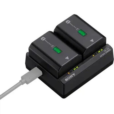 Caricabatterie doppio per batterie NP-FZ100 BC-ZD1 charger Caricabatterie doppio per batterie NP-FZ100 BC-ZD1 charger