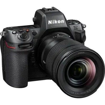 Fotocamera mirrorless Z8 con obiettivo 24-120mm f/4 - Nero - NMZ010